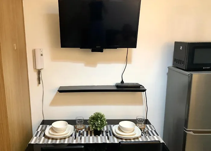 Respite - 1br In Pasay Near Moa & Ikea Apartahotel